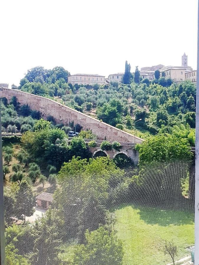 Ferienwohnung Finestra Sul Verde Siena Exterior foto