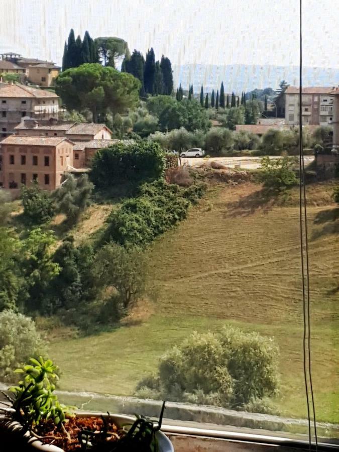 Ferienwohnung Finestra Sul Verde Siena Exterior foto